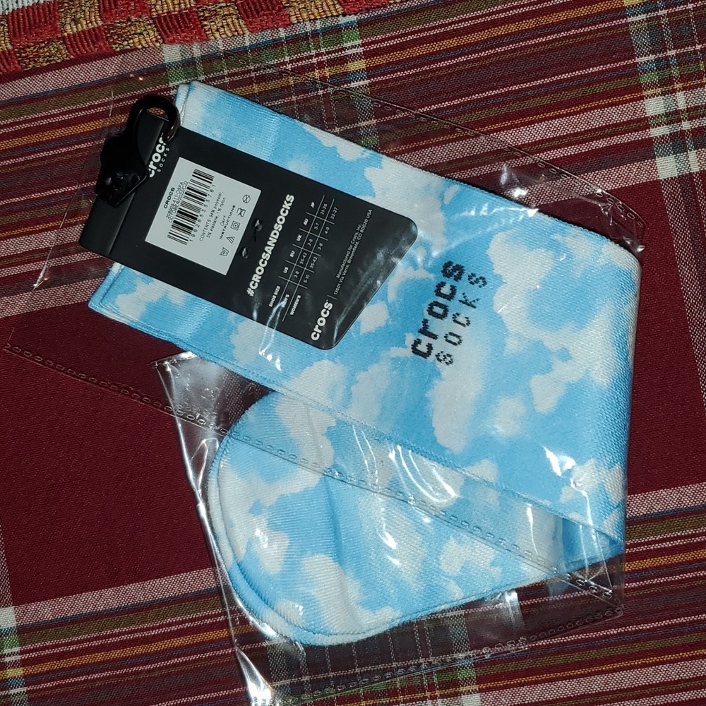 Crocs Socks Cloud Print NWT